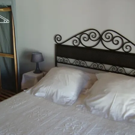 Michele Et Didier Lin Saint-Laurent-dʼAigouze